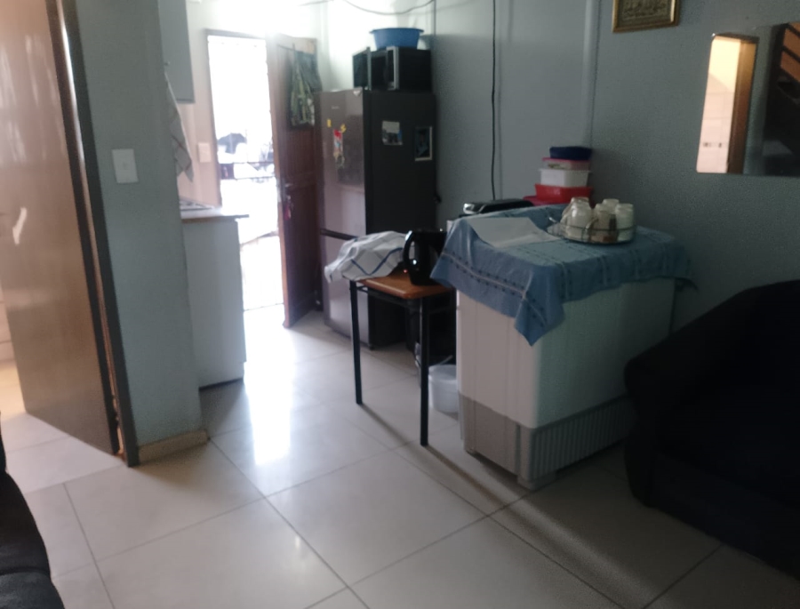 2 Bedroom Property for Sale in Delft Western Cape